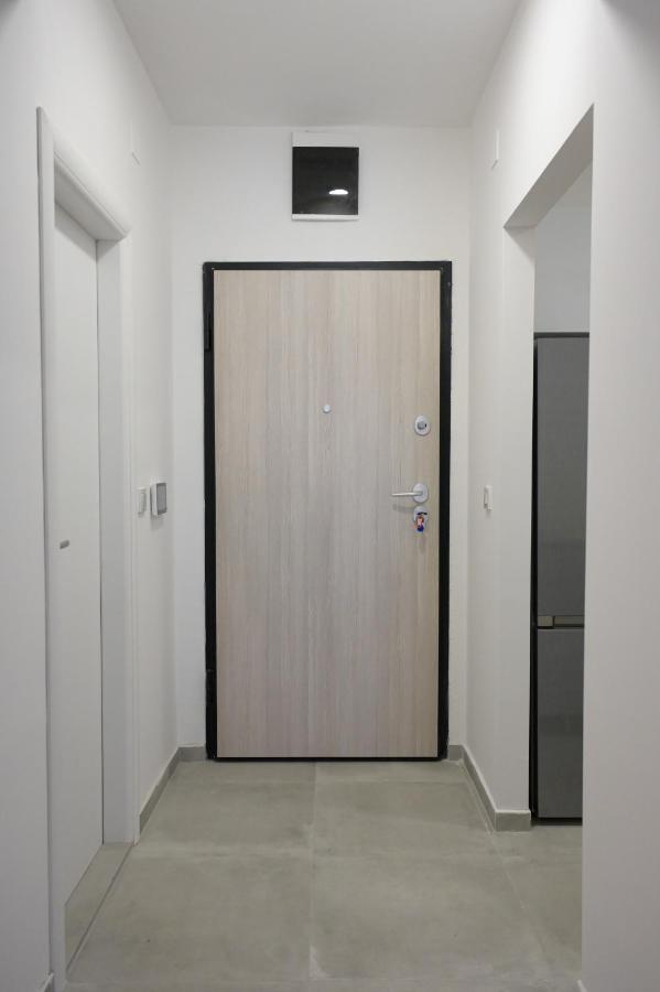 Porta Apartment スコピエ エクステリア 写真