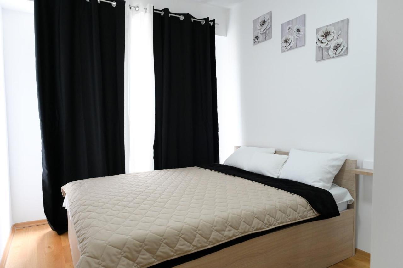 Porta Apartment スコピエ エクステリア 写真