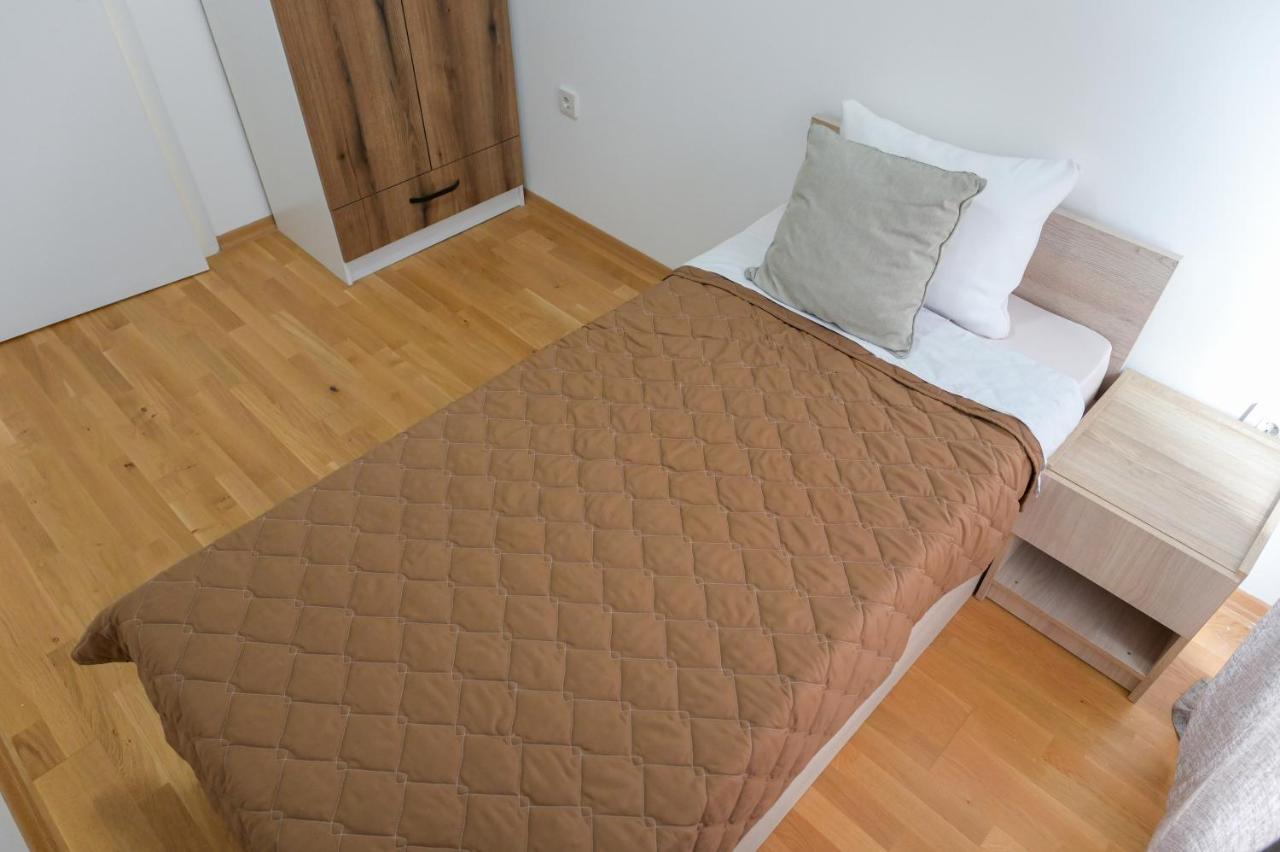 Porta Apartment スコピエ エクステリア 写真
