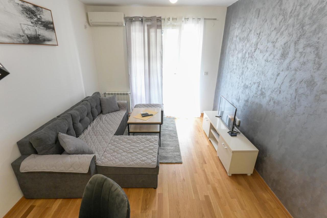 Porta Apartment スコピエ エクステリア 写真